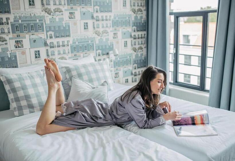 غرفة ديلوكس مطلة على المدينة, Pink Flamingo Boutique Hostel