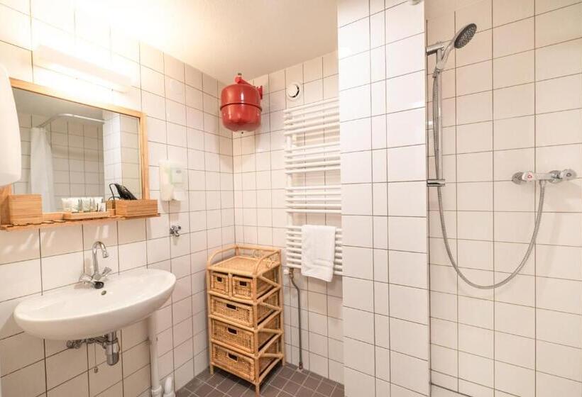 غرفة كومفورت ثلاثية, Pink Flamingo Boutique Hostel