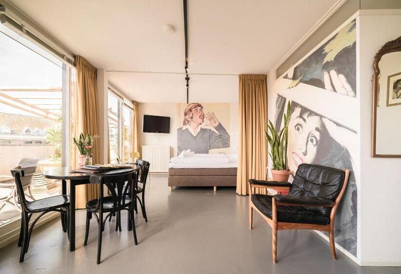 غرفة سوبيريور ثلاثية, Pink Flamingo Boutique Hostel