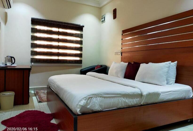 اتاق لوکس, Alim Royal Hotel And Suite