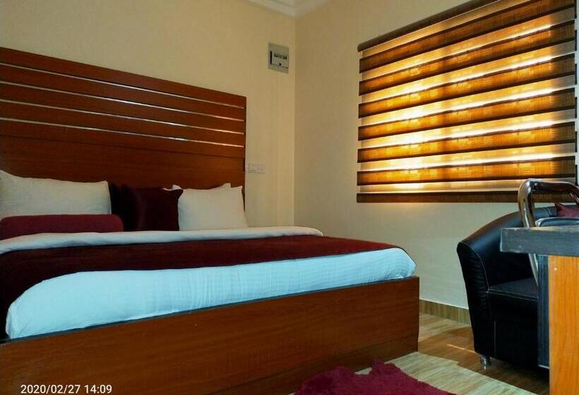 سوئیت با تخت بزرگ, Alim Royal Hotel And Suite