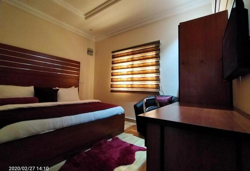 سوئیت با تخت بزرگ, Alim Royal Hotel And Suite