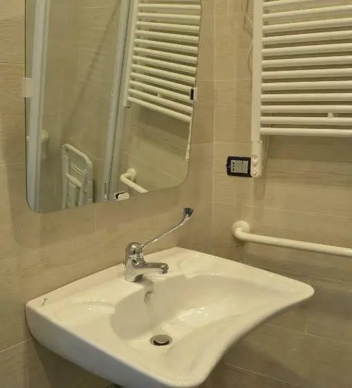 اتاق استاندارد برای معلولان, Aparthotel Parkho