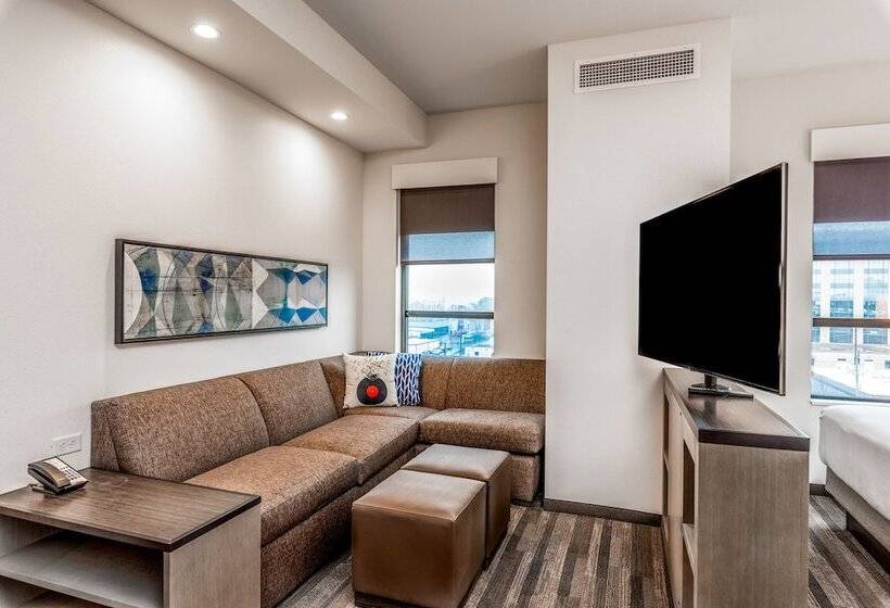 سوییت, Hyatt House Nashville Downtown Convention Center