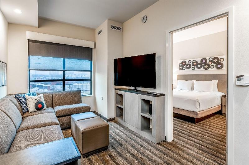 سوییت, Hyatt House Nashville Downtown Convention Center