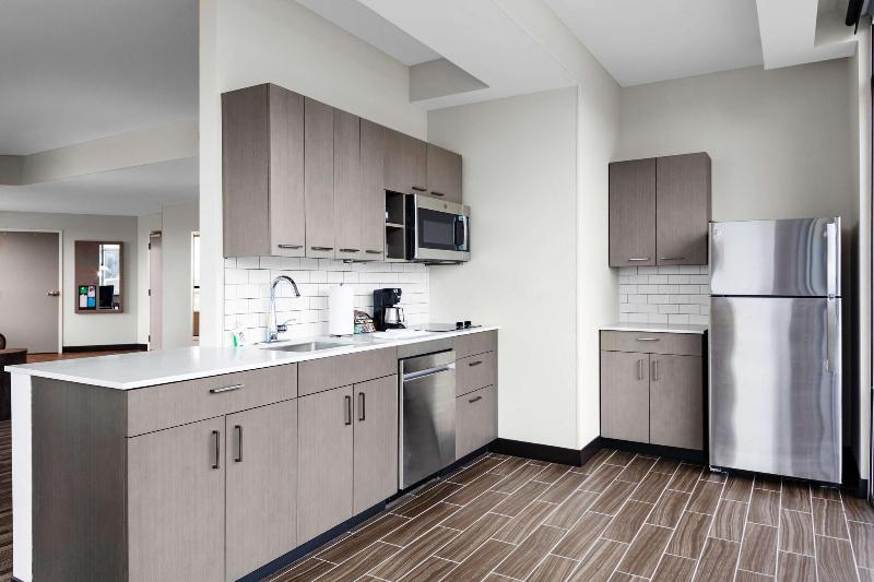 سوئیت با تخت بزرگ, Hyatt House Nashville Downtown Convention Center