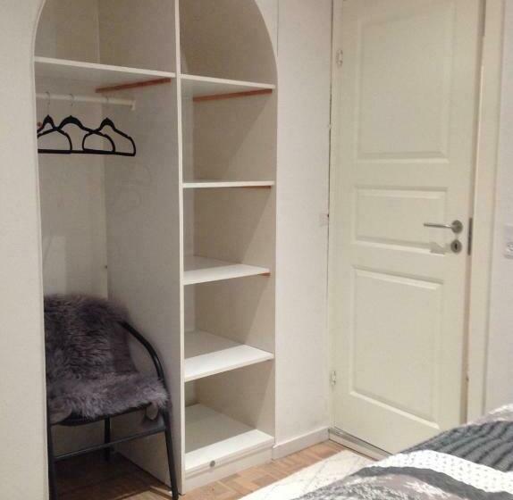 חדר סטנדרט חדר אמבטיה משותף, Marna Guesthouse Doubleroom Nr.4