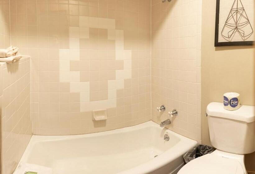 Стандартный Номер Кровать Кинг, Arrowhead Mountain Lodge