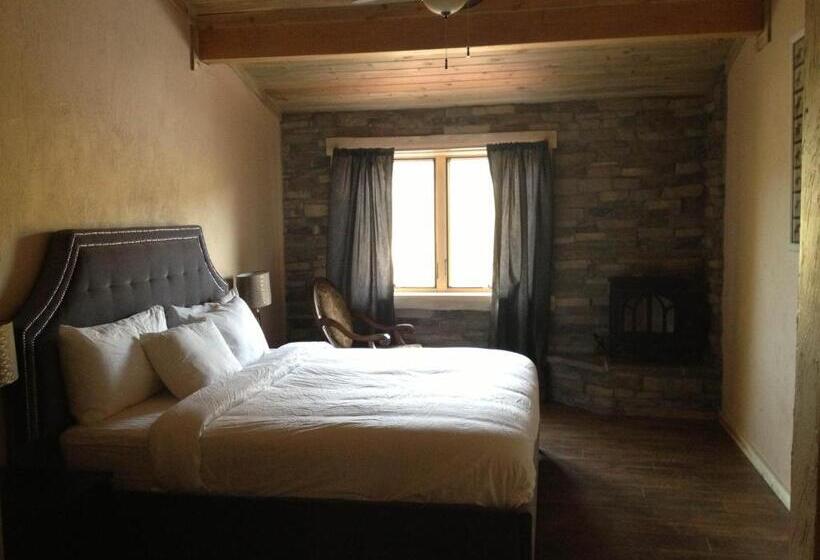 Номер Deluxe Кровать Кинг, Arrowhead Mountain Lodge