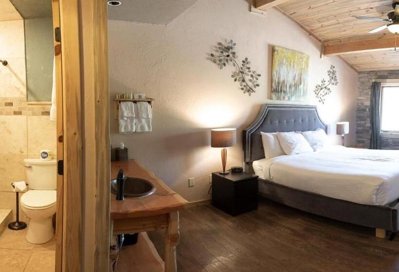 Номер Deluxe Кровать Кинг, Arrowhead Mountain Lodge