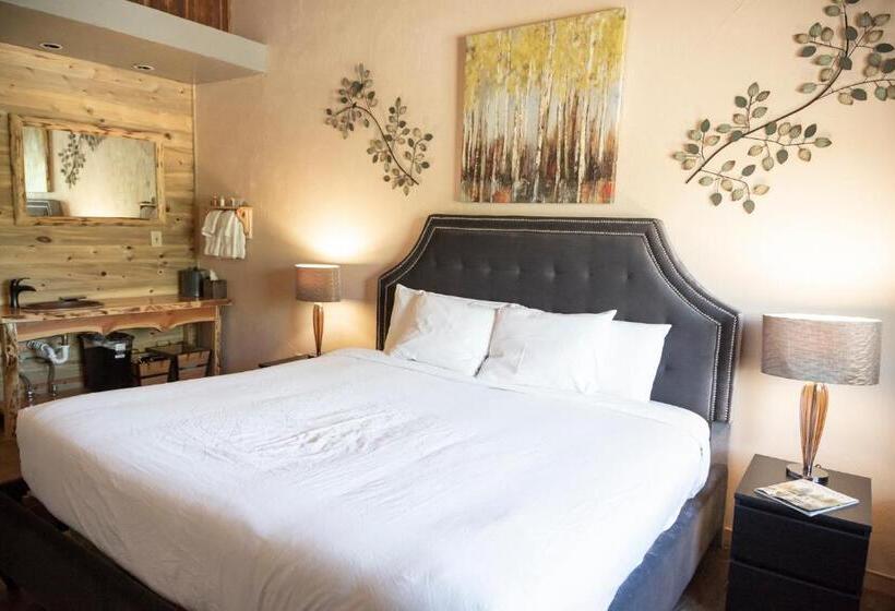 Номер Deluxe Кровать Кинг, Arrowhead Mountain Lodge