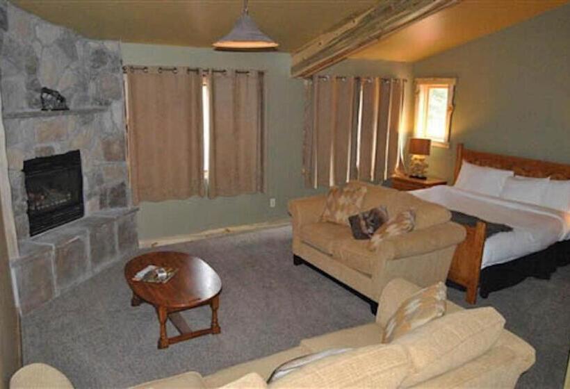 キングサイズベッドのスイートルーム, Arrowhead Mountain Lodge