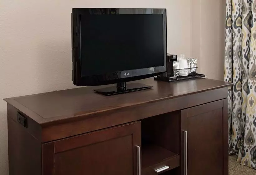 سوییت, Hampton Inn Louisville Downtown