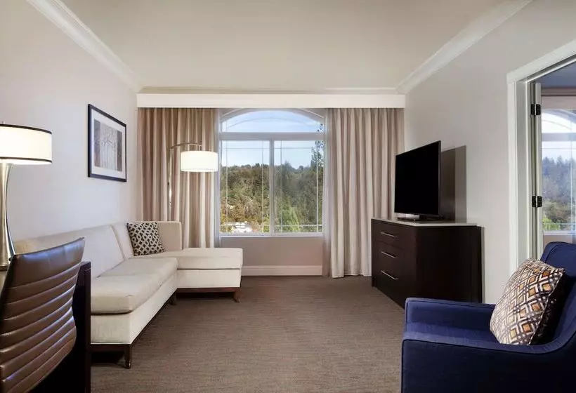 سوییت لوکس, Hilton Santa Cruz/scotts Valley