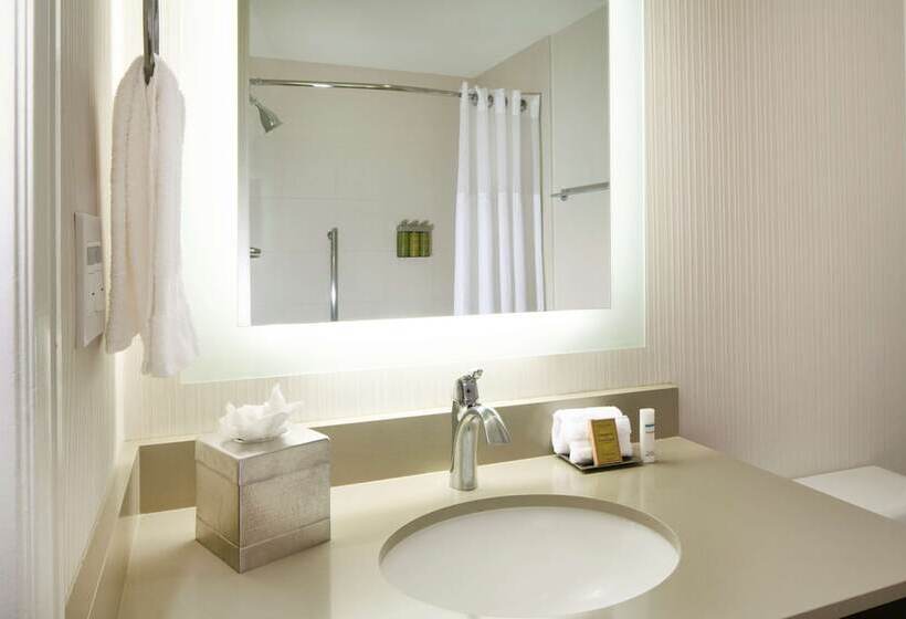 غرفة قياسية سرير مزدوج ذات إطلالة, Hilton Santa Cruz/scotts Valley