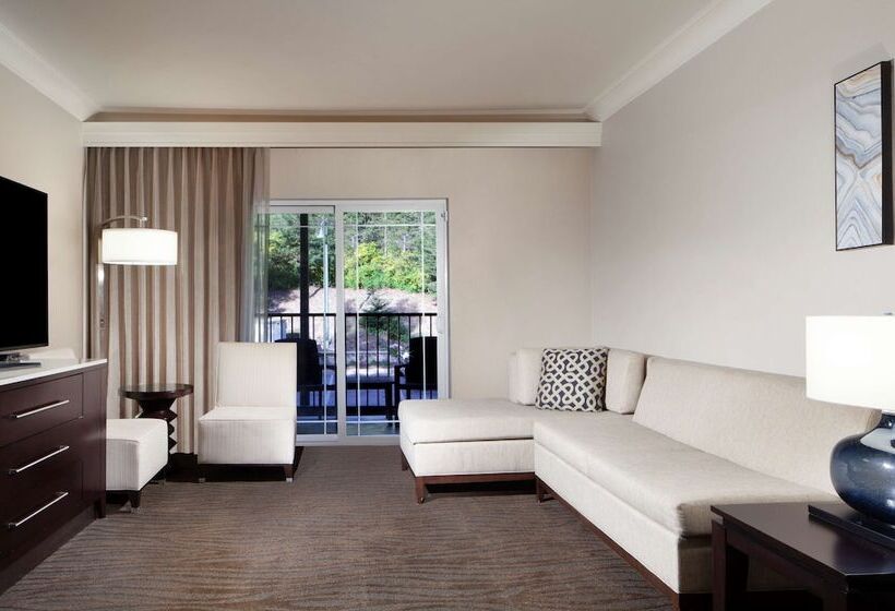 جناح مزوَّد بشرفة, Hilton Santa Cruz/scotts Valley