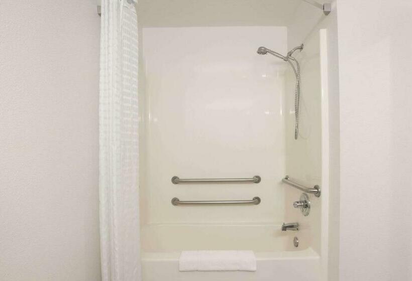 غرفة قياسية سرير كينج, Howard Johnson By Wyndham Beckley