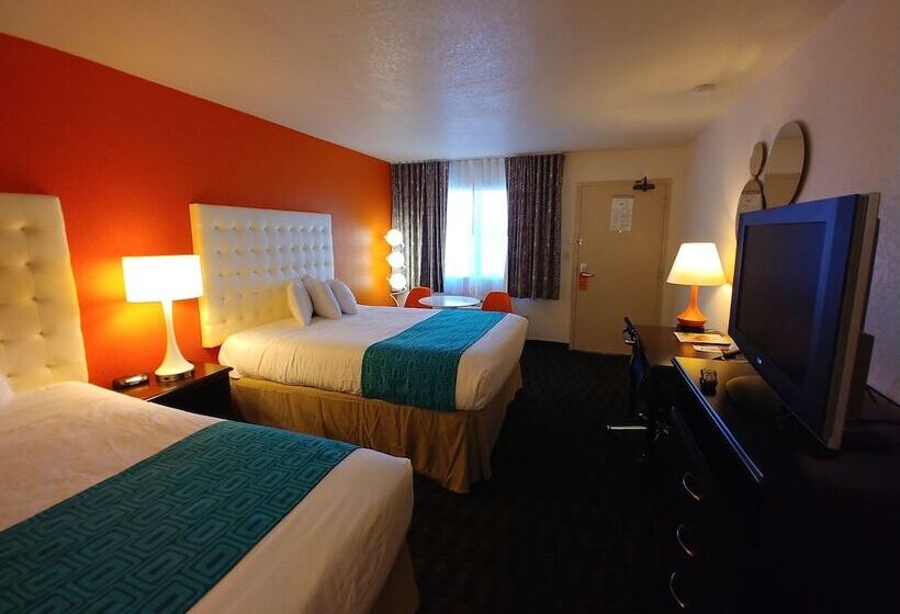 غرفه قياسيه سريرين مزدوجين, Howard Johnson By Wyndham Modesto Ceres