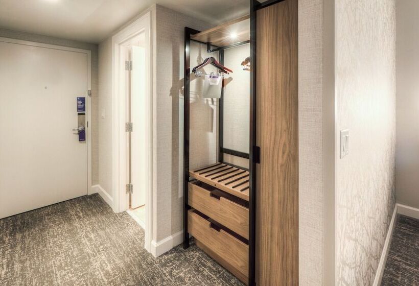 Люкс, Hyatt Regency Orlando International Airport