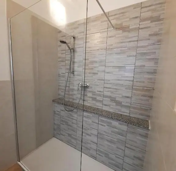 バルコニー付スタンダード４ベッドルーム, Bed & Breakfast Torrechiara