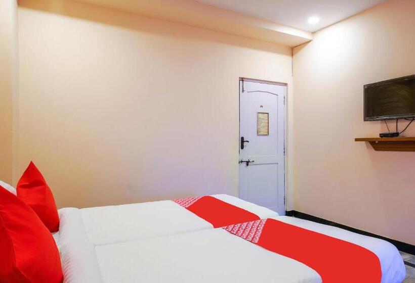豪华三人间, Super Hotel O Raja Residency Near Snow World
