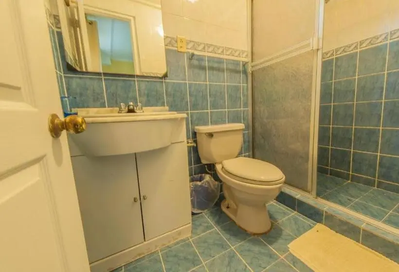 اتاق استاندارد سه تخته با چشم‌انداز باغ, Tierra Verde Bed And Breakfast
