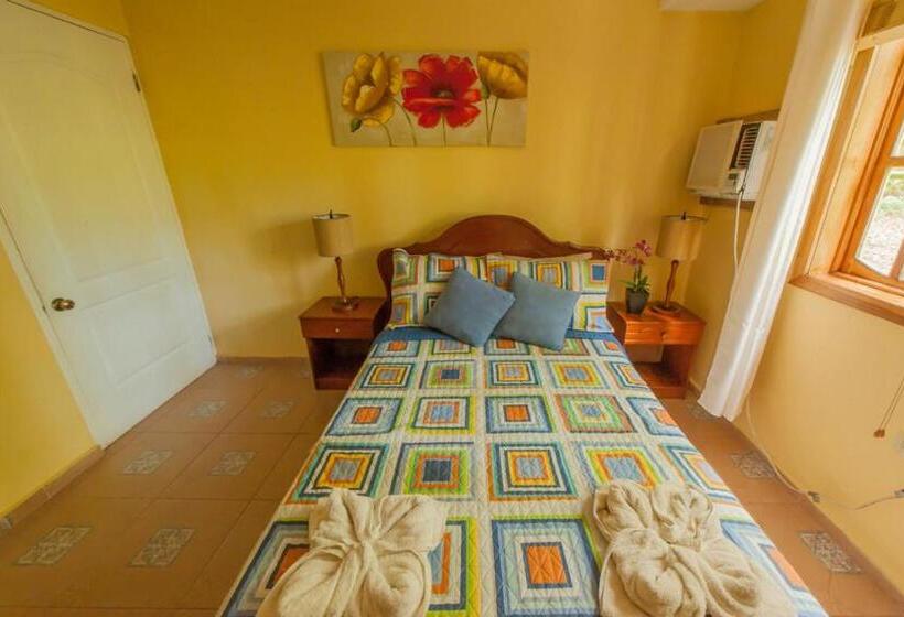 غرفة قياسية مطلّة علي الحديقة, Tierra Verde Bed And Breakfast