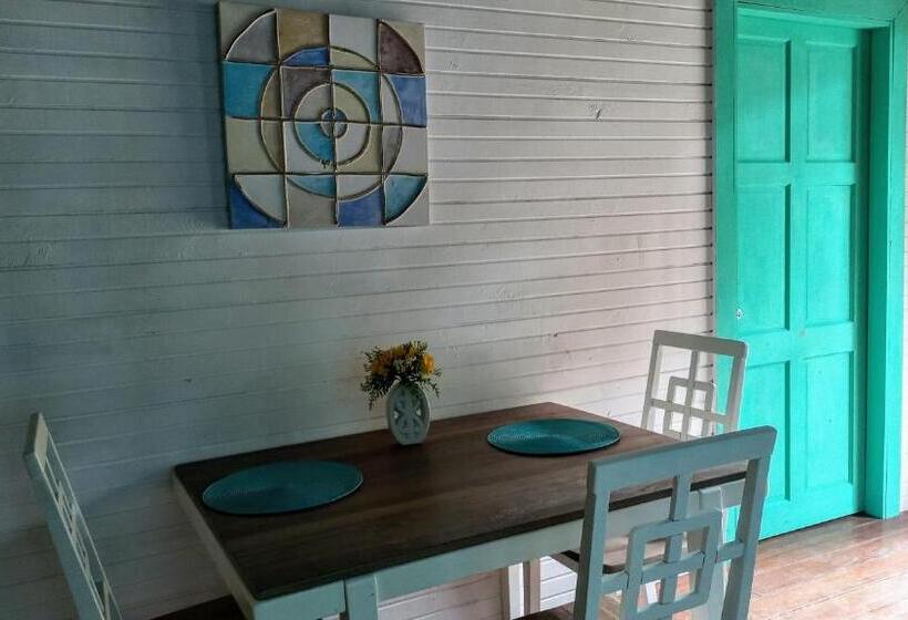 بنجلو قياسى غرفتين نوم, Tierra Verde Bed And Breakfast