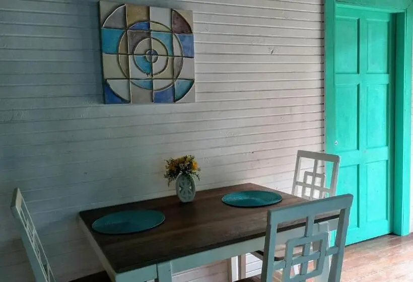 بانگلوی استاندارد 2 خوابه, Tierra Verde Bed And Breakfast