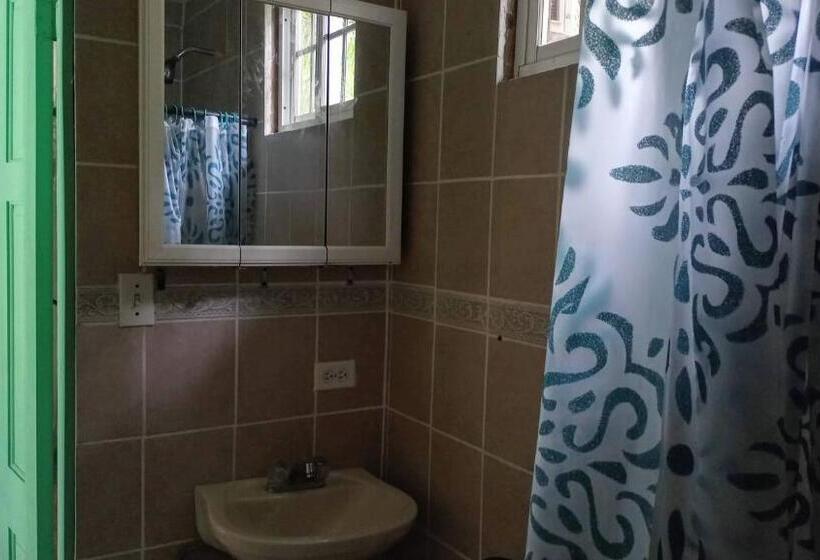 بنجلو قياسى غرفتين نوم, Tierra Verde Bed And Breakfast