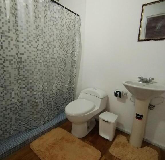 سرير فى غرفة مشتركه, Tierra Verde Bed And Breakfast