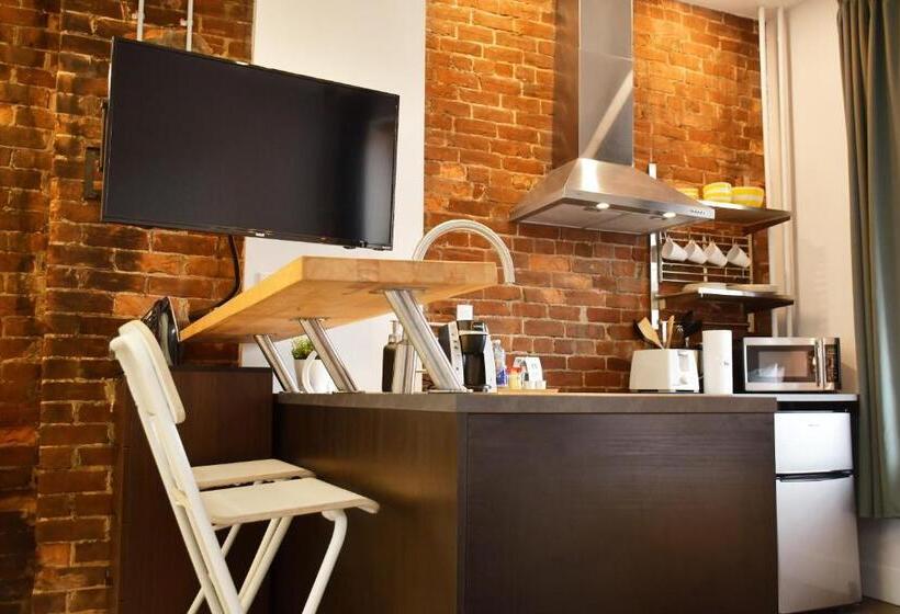 스탠다드 스튜디오, Maison évangéline By Bower Boutique Hotels