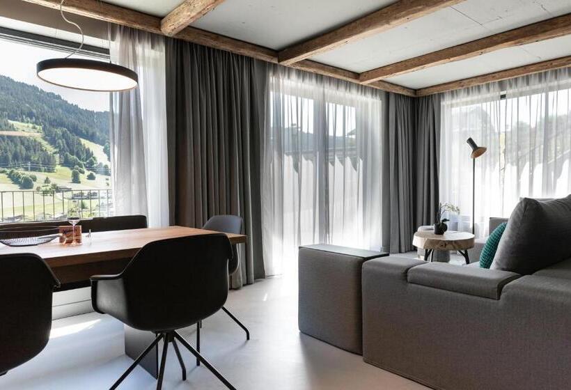 Апартаменты 2 Спальни, Going Triple A Apartments West