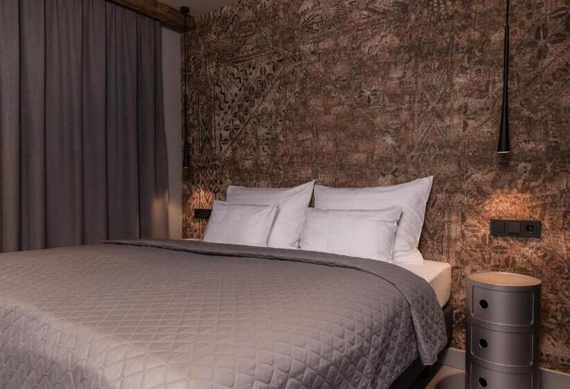 Апартаменты 2 Спальни, Going Triple A Apartments West