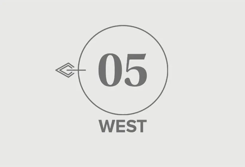 １ベッドルームペントハウスアパート, Going Triple A Apartments West