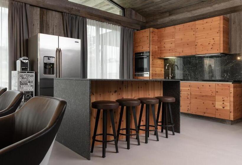 Апартаменты Пентхаус 1 Спальня, Going Triple A Apartments West