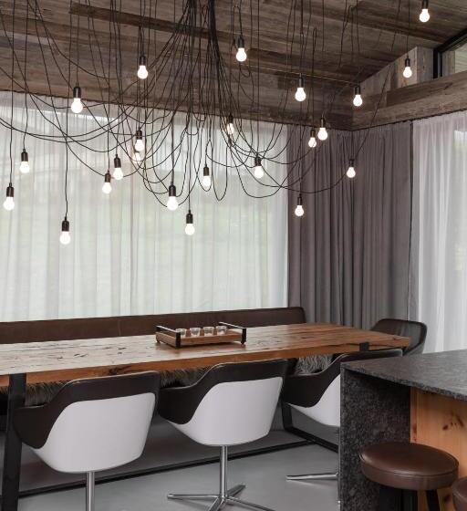 Апартаменты Пентхаус 1 Спальня, Going Triple A Apartments West