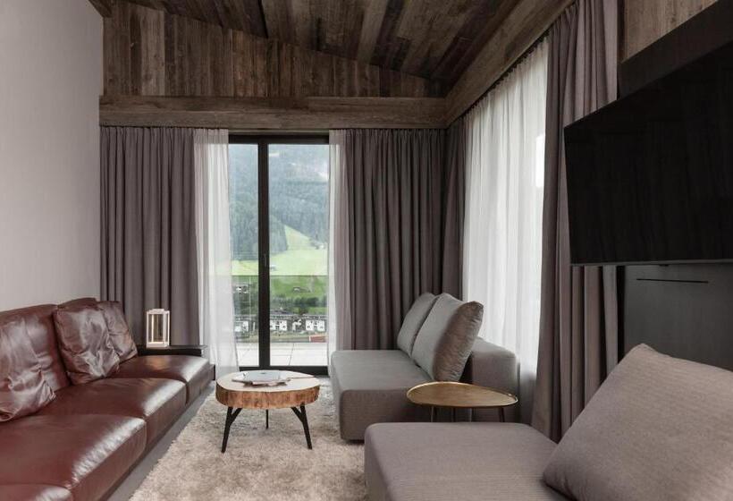 Апартаменты Пентхаус 1 Спальня, Going Triple A Apartments West