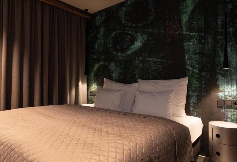 Апартаменты Deluxe 1 Спальня, Going Triple A Apartments West