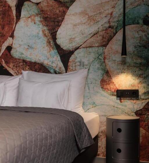 Апартаменты Deluxe 1 Спальня, Going Triple A Apartments West