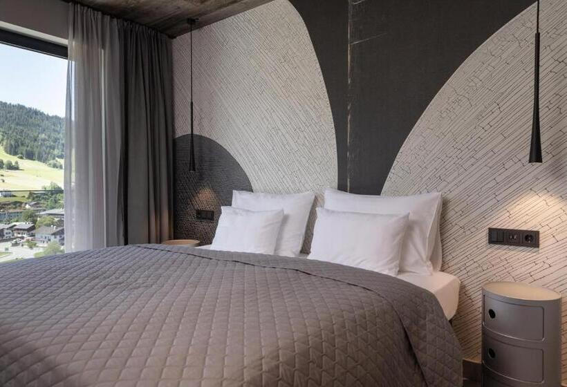 Номер Стандарт, Going Triple A Apartments West