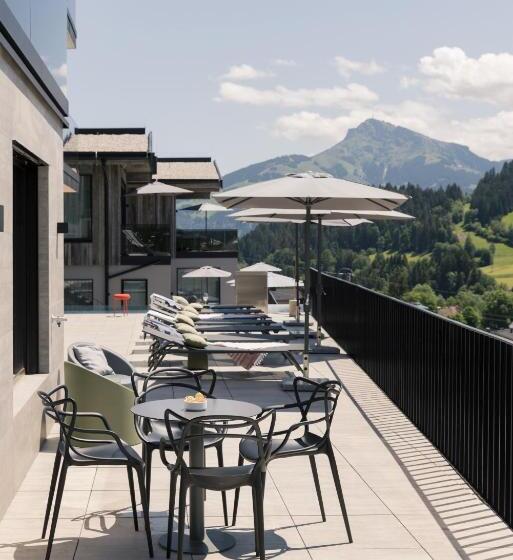 Апартаменты Deluxe 1 Спальня, Going Triple A Apartments West