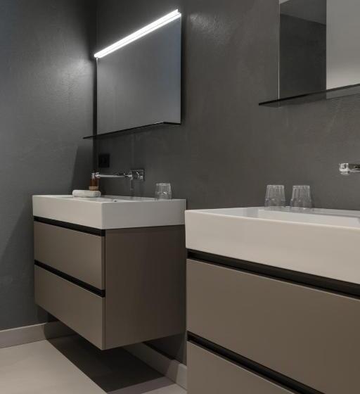 Апартаменты 1 Спальня Вид на Бассейн, Going Triple A Apartments West