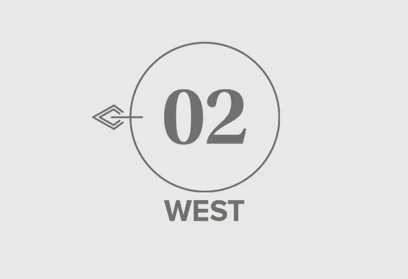 プールの見える１ベッドルームアパートメント, Going Triple A Apartments West