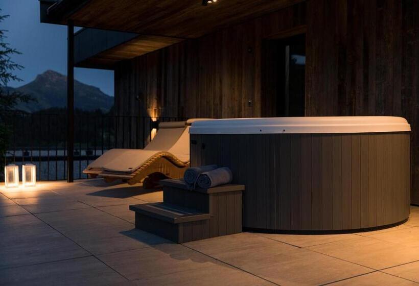 Номер Стандарт, Going Triple A Apartments West