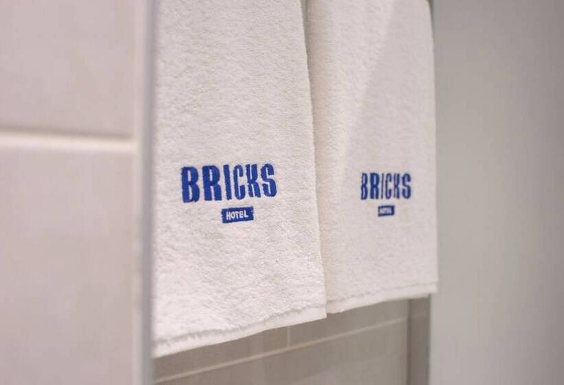 Standardzimmer, Bricks