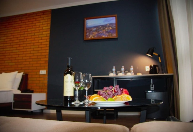 Standardzimmer, Bricks