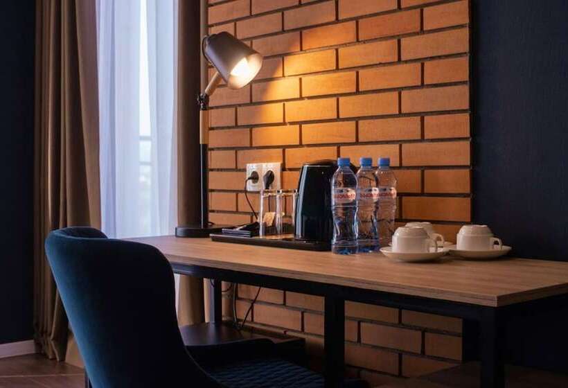 Standardzimmer, Bricks