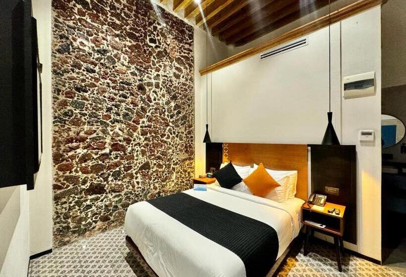 سوییت جونیور, Casa De La Luz Hotel Boutique