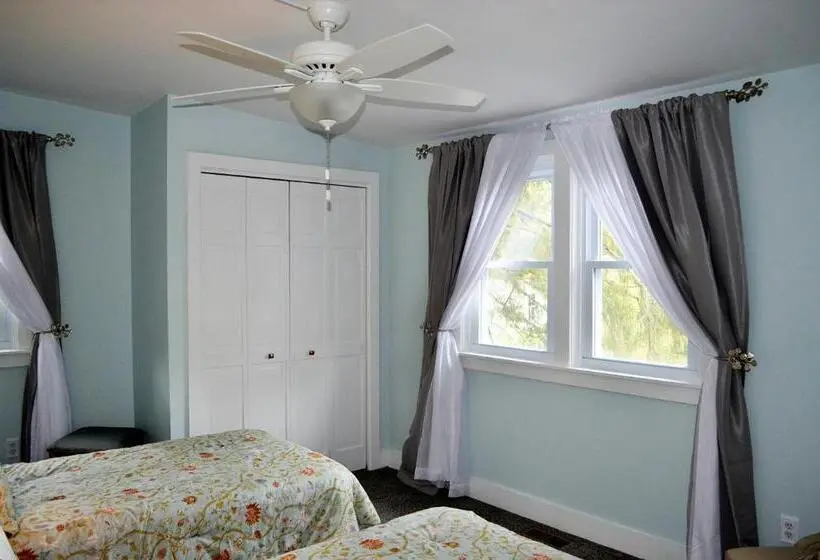 デラックスルーム, John Henry Bed & Breakfast